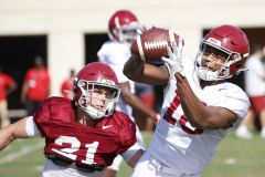 Alabama quarterback Zeb Vickery (18) makes a catch during Practice at Thomas-Drew Practice Fields in Tuscaloosa, AL on Tuesday, Apr 18, 2023.