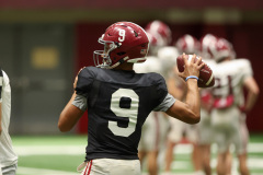 Alabama quarterback Bryce Young (9) passes the ball during practice at Thomas-Drew Practice Fields in Tuscaloosa, AL on Tuesday, Nov 15, 2022.