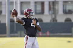 Alabama quarterback Jalen Milroe (4) warms up during Practice at Thomas-Drew Practice Fields in Tuscaloosa, AL on Tuesday, Nov 8, 2022.