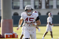 Alabama tight end Robbie Ouzts (45) runs to the next drill during Practice at Thomas-Drew Practice Fields in Tuscaloosa, AL on Tuesday, Nov 8, 2022.