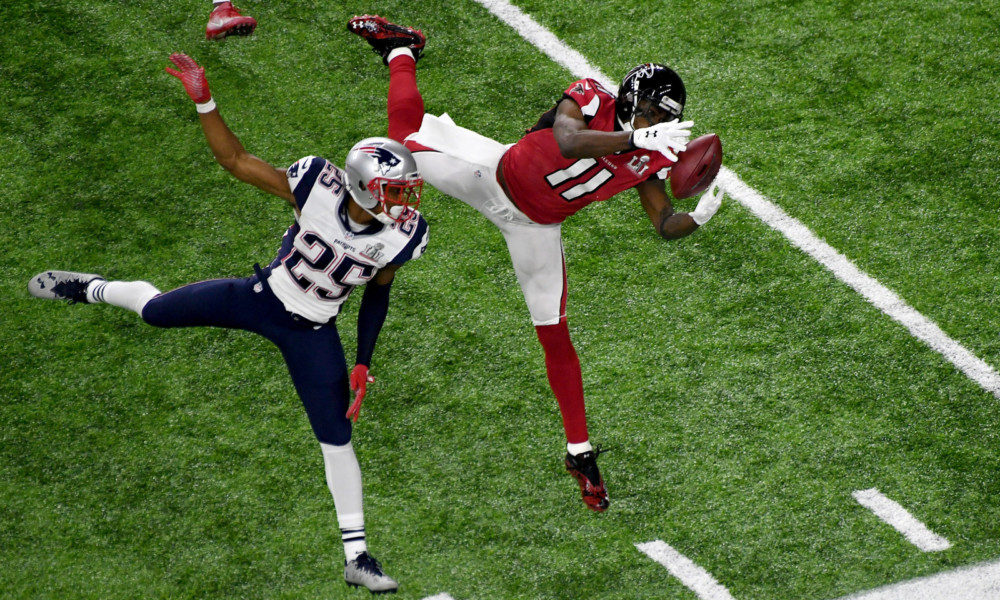 Julio Jones with a catch for Falcons versus Patriots in Super Bowl during 2016 season