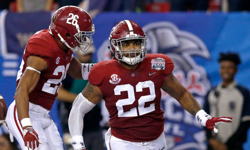 Ryan Anderson celebrates pick-6 for Alabama versus Washington in 2016 CFP semifinal game