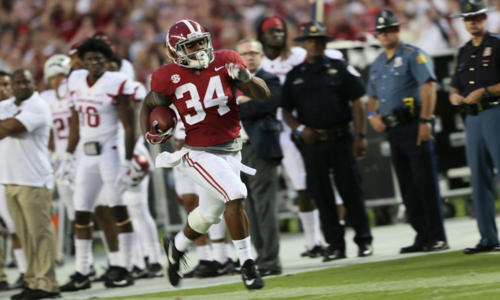 damien harris running for a touchdown