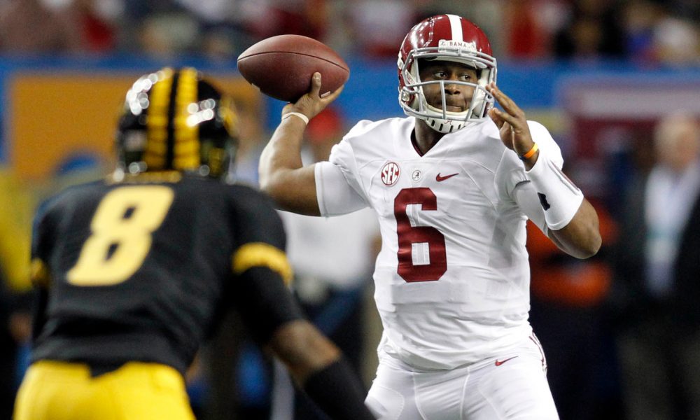 Blake Sims throws a pass versus Missouri in 2014 SEC Championship Game