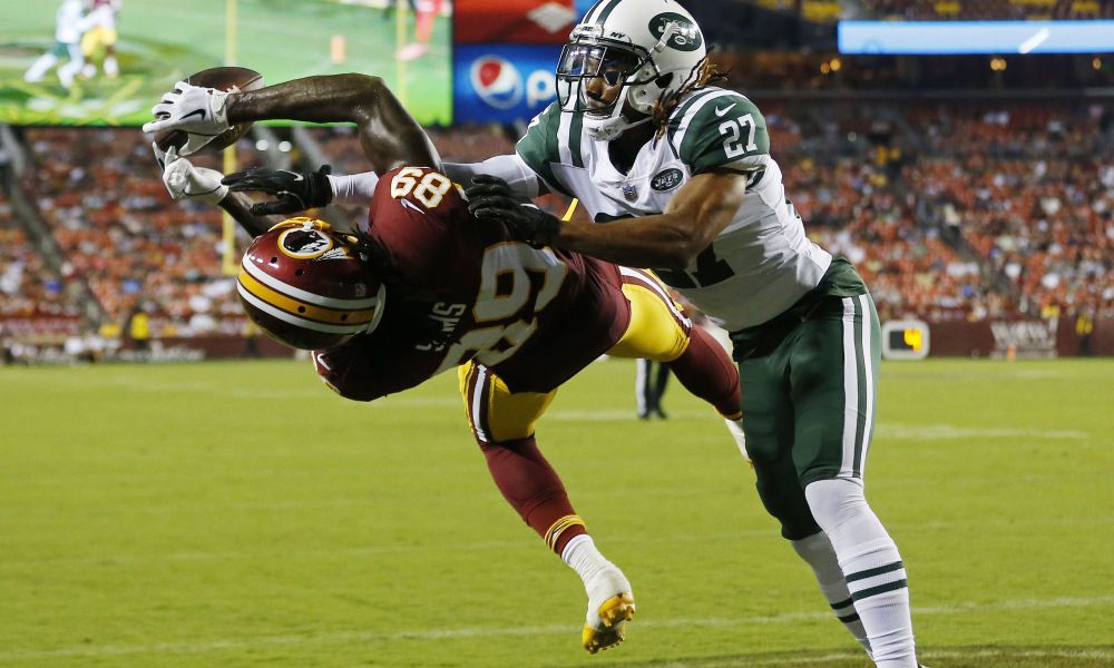 Cam Sims attempts to make a catch for Washington versus New York Jets