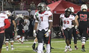 jeremiah Alexander playing for Thompson football