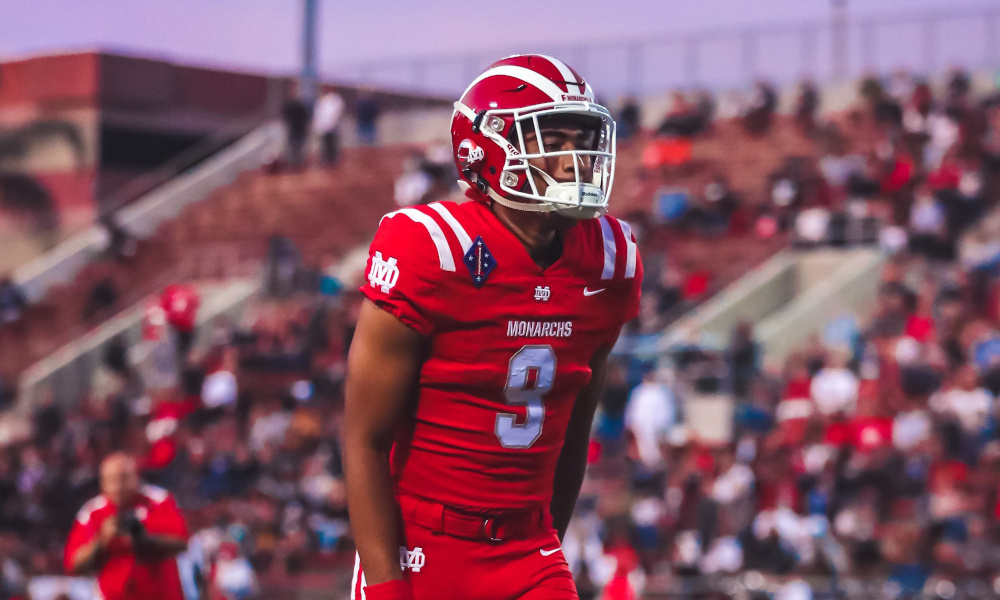 Bryce Young at quarterback for Mater Dei High School in 2019 season