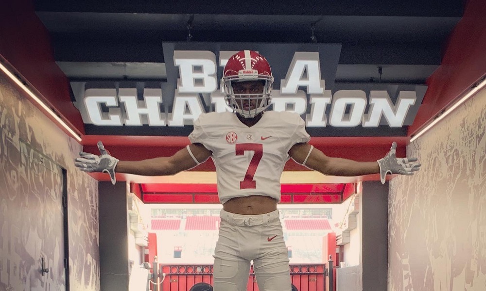 Alabama WR commit Jacorey Brooks poses for picture