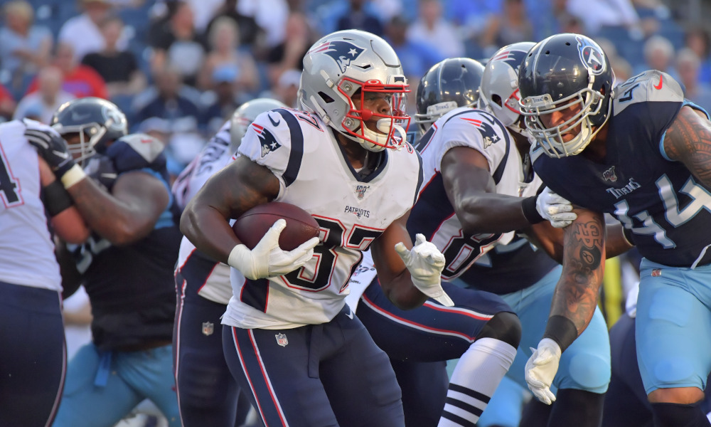 Damien Harris runs the ball for Patriots in 2019 NFL preseason game versus Titans