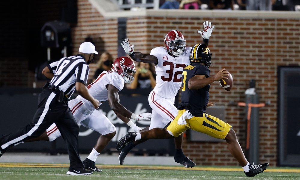 Dylan Moses closes in on Missouri quarterback Shawn Robinson