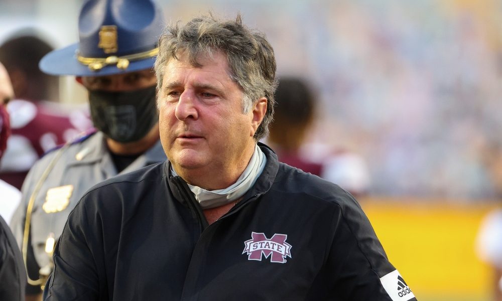 Mississippi State announces passing of its head coach Mike Leach