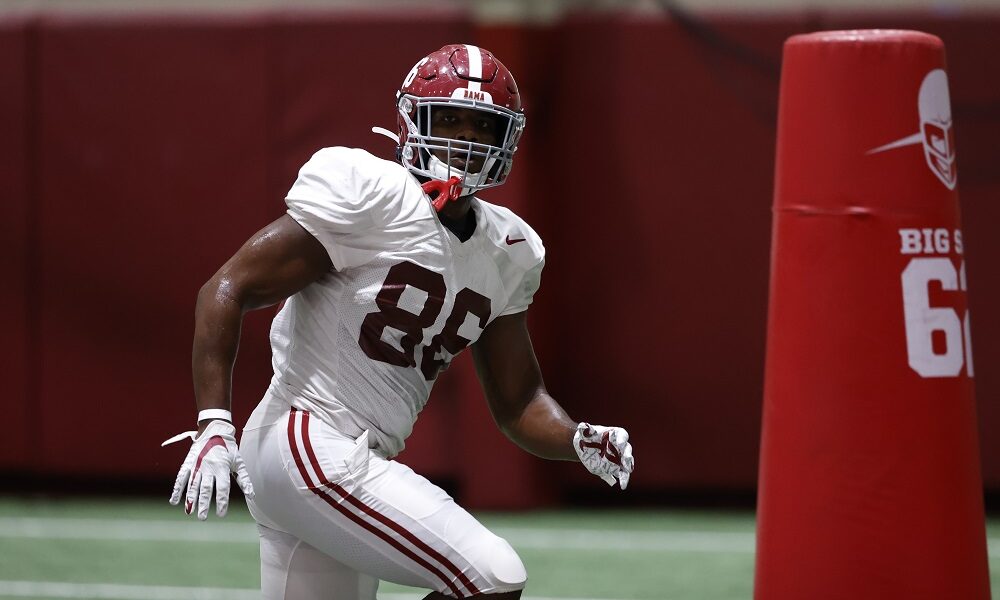 Alabama TE Carl Tucker