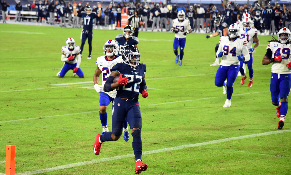 Derrick Henry shows deadly stiff arm versus Bills in victory for Titans