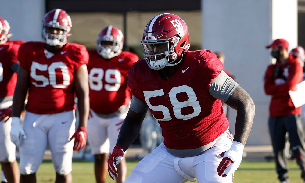Christian Barmore working through DL drills at Alabama practice on a bye week