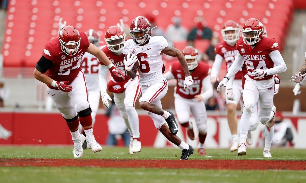 DeVonta Smith runs back a punt against Arkansas