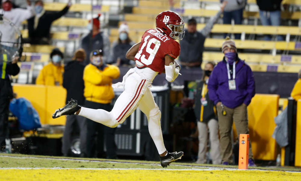 Jahleel Billingsley (No. 19) scores a touchdown for Alabama versus LSU