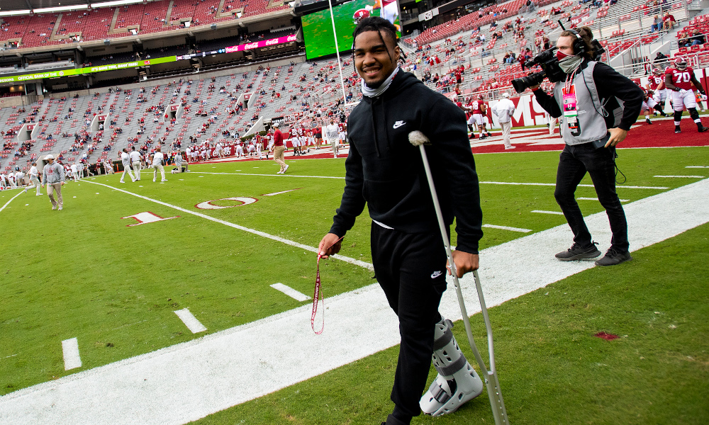 Jaylen Waddle at Iron Bowl for Alabama on crutches