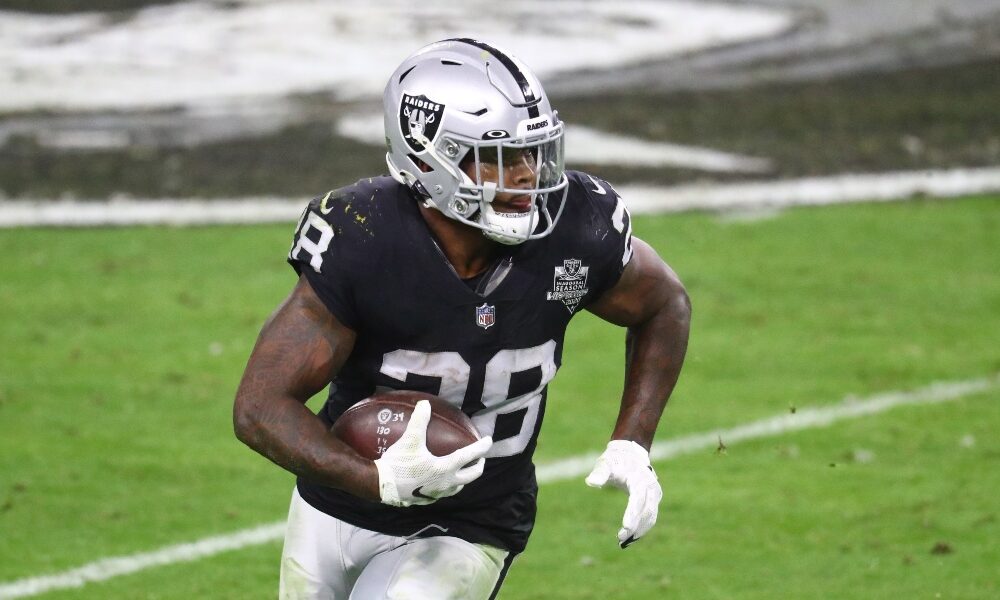 Report: Raiders RB Jacobs Won't Report To Camp On Time