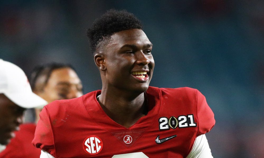 Jordan Battle of Alabama on the sideline for 2020 CFP title game