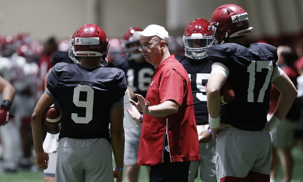 Bill O'Brien coaching quarterbacks during spring practice for Alabama
