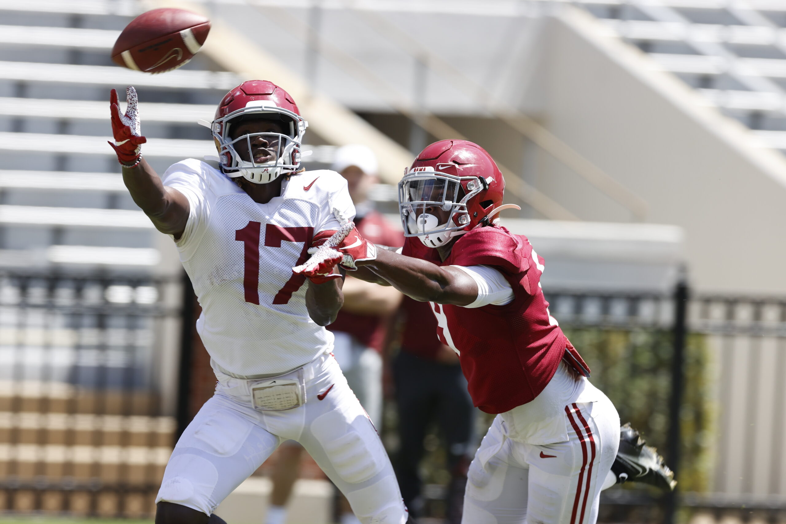 Agiye Hall pulls in catch during Alabama spring scrimmage