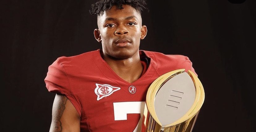 Barion Brown poses or picture during Alabama official visit