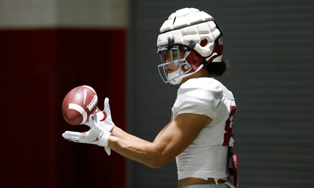 Cameron Latu with a catch in Alabama fall practice