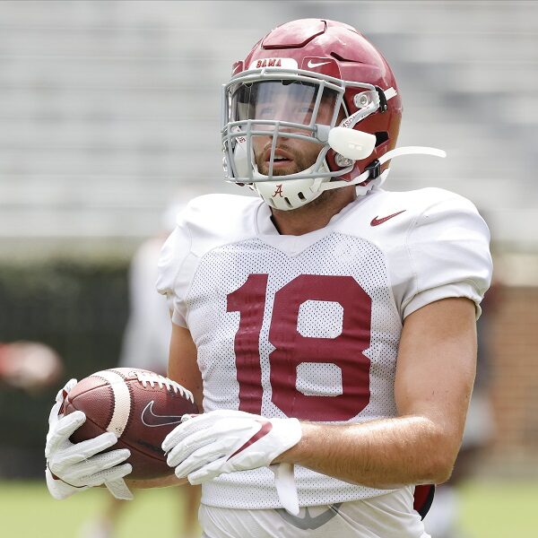 Slade Bolden runs with the ball during Alabama's second scrimmage of fall camp