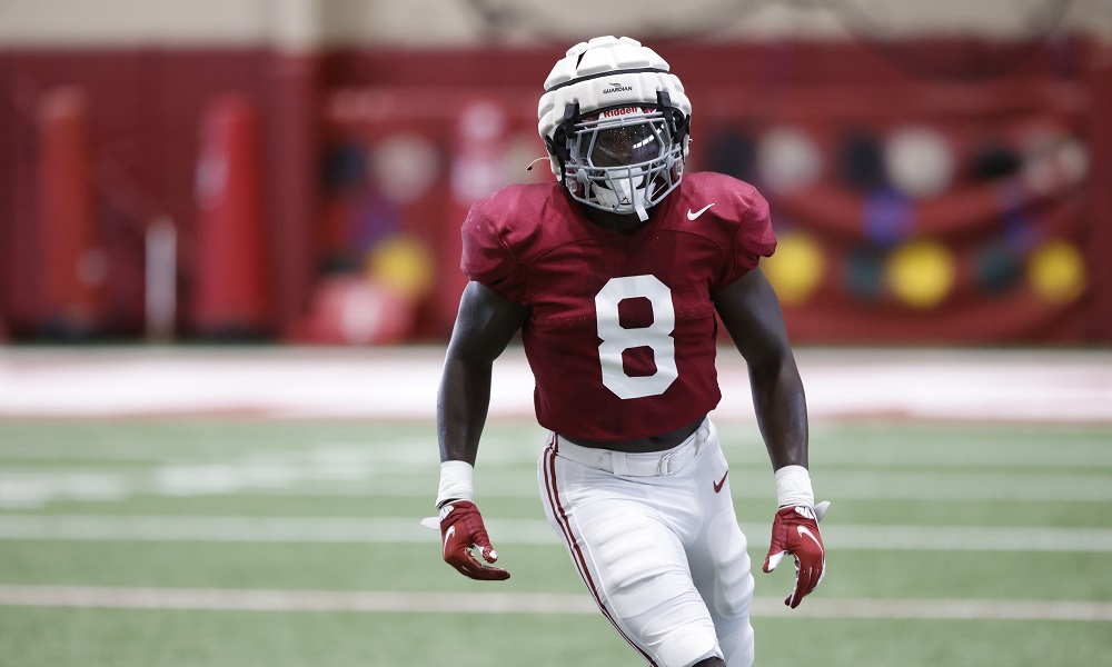 Alabama linebacker Christian Harris (8)