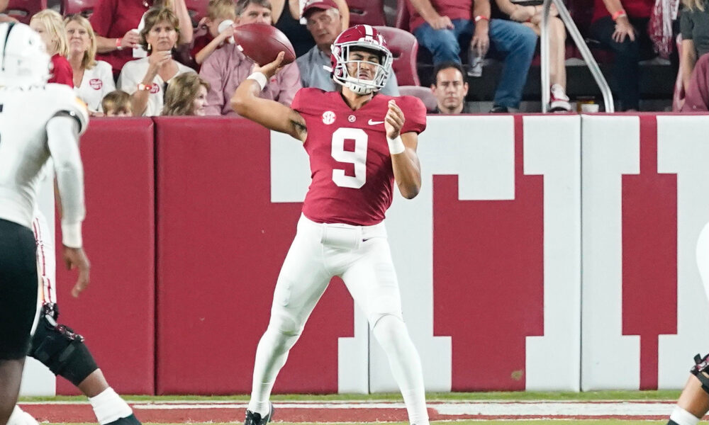 Bryce Young thows as pass against Southern Miss