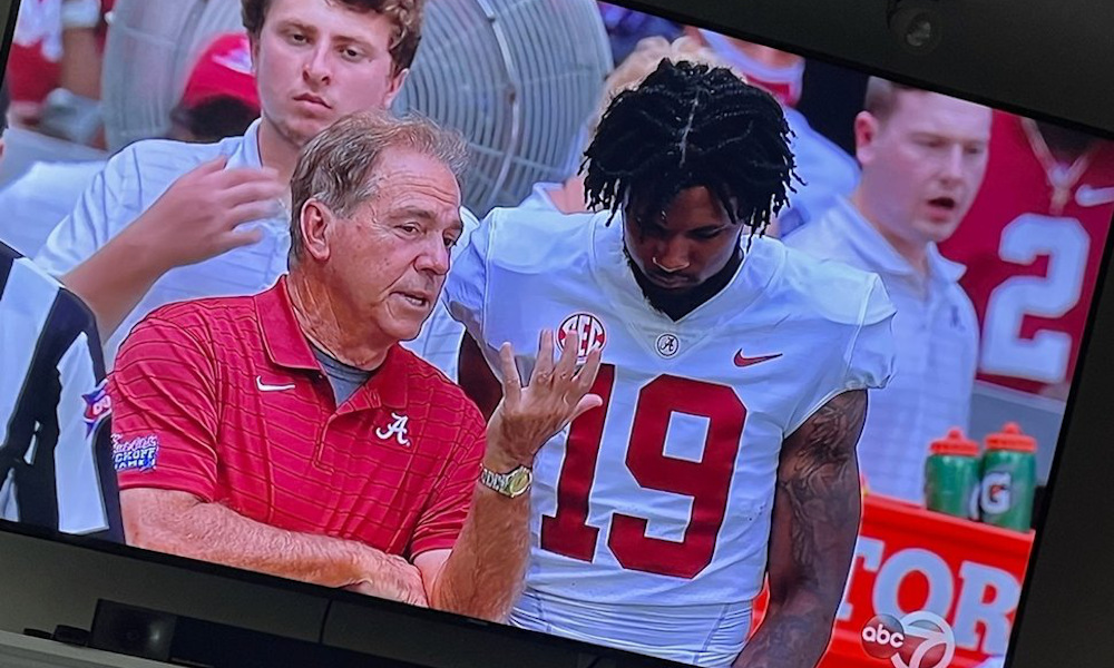 Nick Saban and Jahleel Billingsley having a conversation during Alabama versus Miami