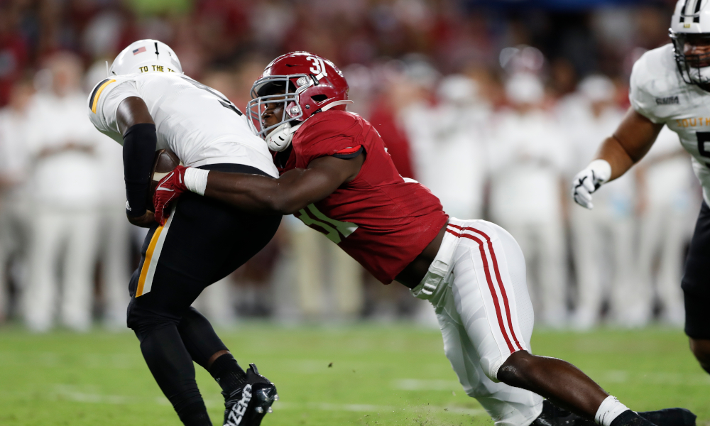 Will Anderson (#31) with a tackle for loss against Southern Miss.