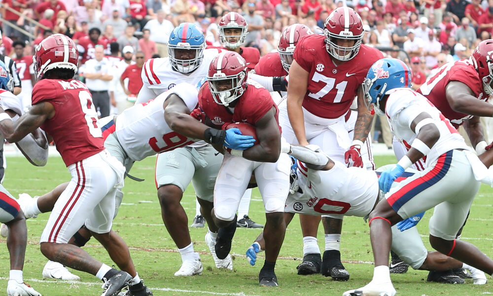 Brian Robinson breaks through Ole Miss tackles