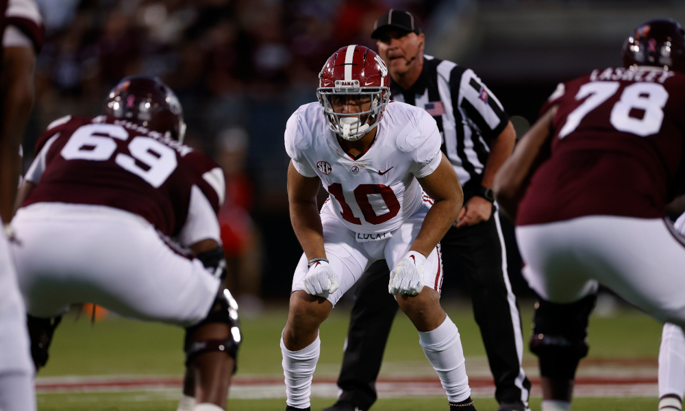 Henry To'oto'o (#10) in his stance at linebacker for Alabama versus MSU