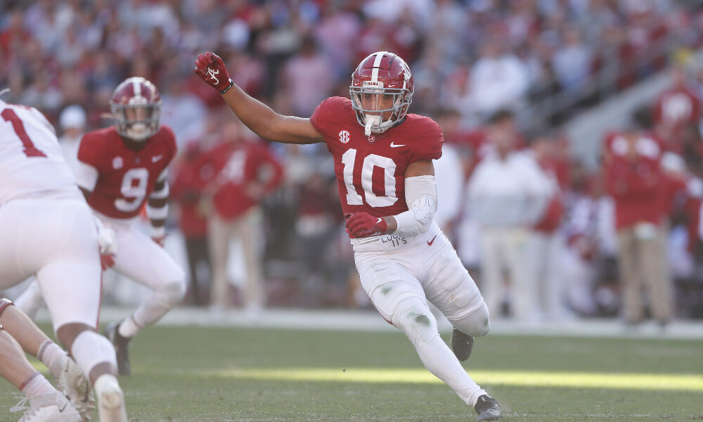 Henry To'oTo'o rushes the quarterback vs Arkansas