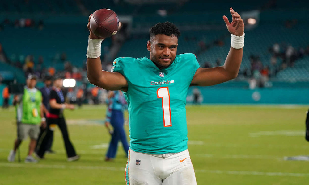 Dolphins QB Tua Tagovailoa expected to play versus Bengals, despite injuries