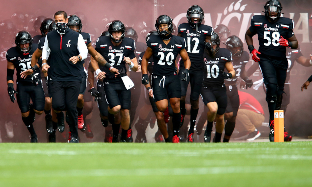 Cincinnati Football on X: The #Bearcats Uniform combo as they