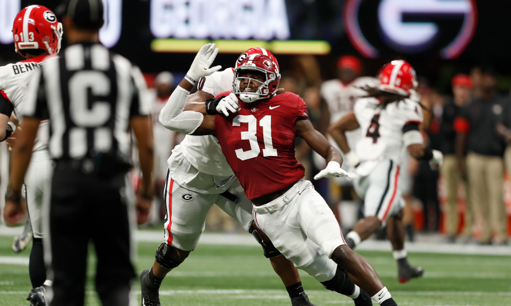 Will Anderson (#31) trying to pressure Stetson Bennett of Georgia in 2021 SEC Championship Game