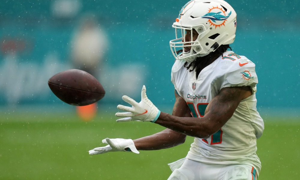 Jaylen Waddle (#17) with a catch for the Miami Dolphins during rookie season in 2021