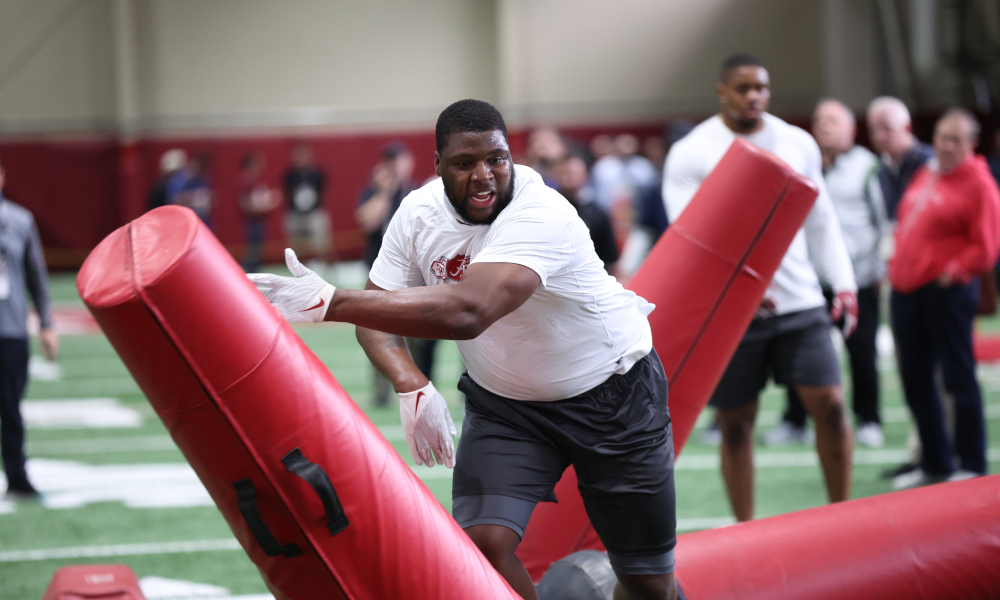 Phidarian Mathis performing pass-rushing drills at Alabama's 2022 Pro Day