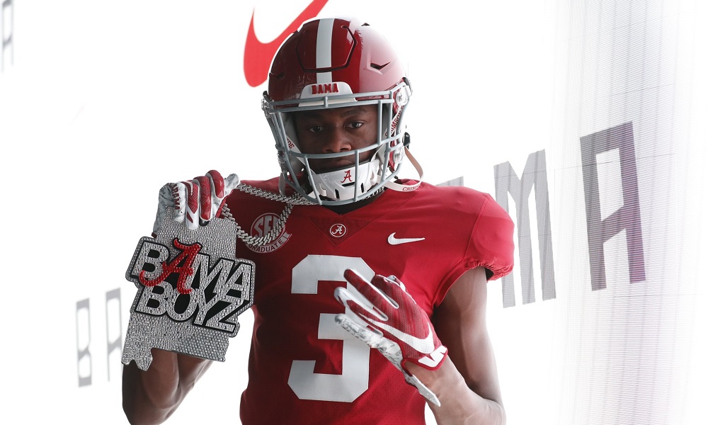 branden strozier poses with alabama chain