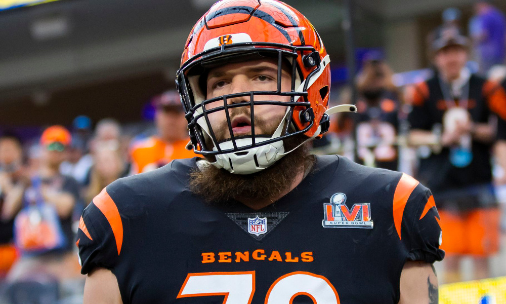 Jonah Williams of the Cincinnati Bengals before taking the field for 2022 Super Bowl matchup versus Los Angeles Rams