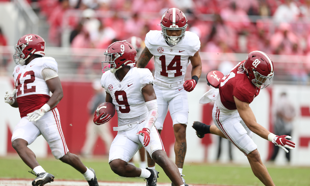 Alabama safety Jordan Battle (#9) with an interception in 2022 A-Day Game