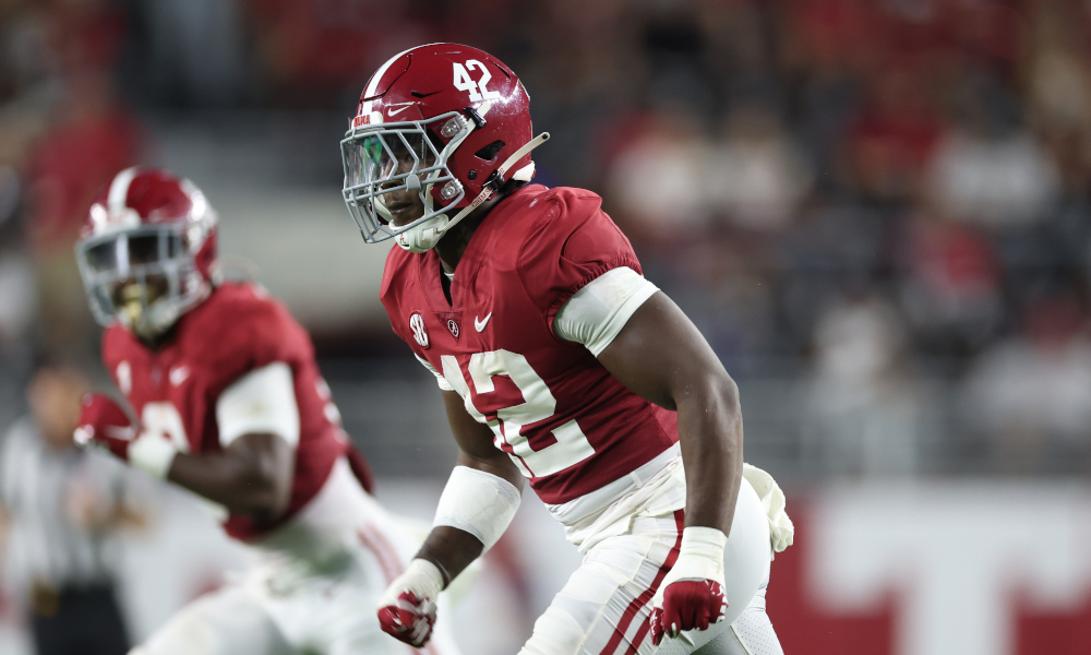 Alabama LB Jaylen Moody (#42) on the field versus Utah State