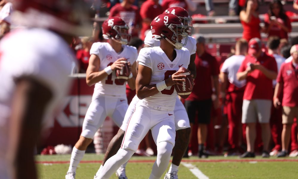 Bryce Young warms up ahead of Arkansas game