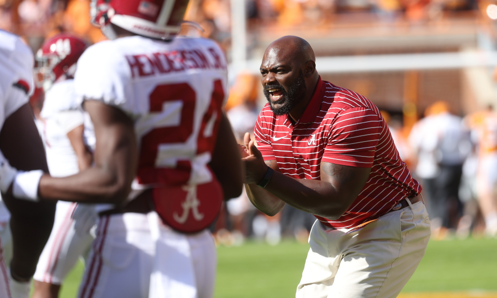 Freddie Roach getting defensive line ready for Alabama versus Tennessee