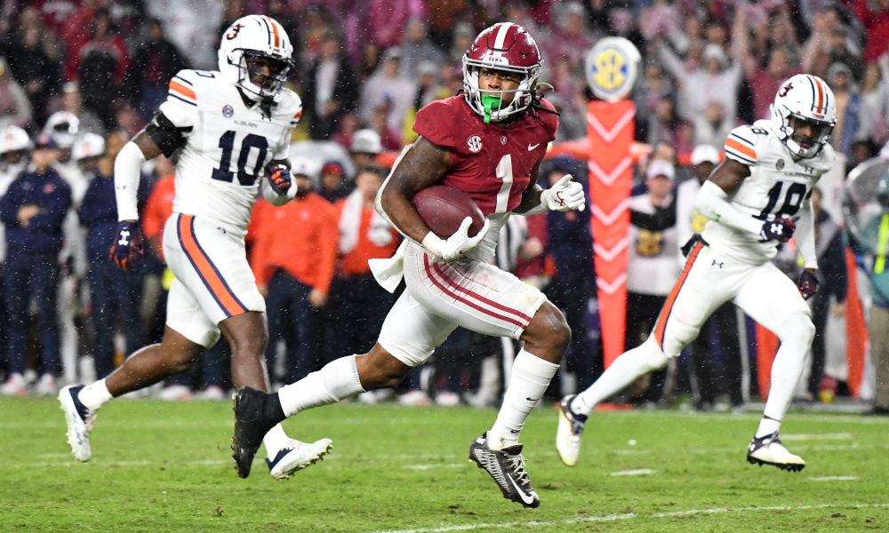 Alabama running back Jahmyr Gibbs (#1) runs for a long touchdown versus Auburn at Bryant-Denny Stadium in 2022 Iron Bowl.