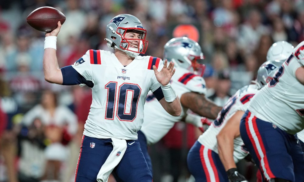 Who is the New England Patriots' starting QB tonight against the Cardinals?