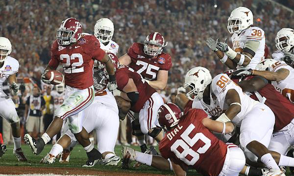 Alabama RB Mark Ingram (#22) runs for a touchdown against Texas in the 2010 BCS National Championship Game.