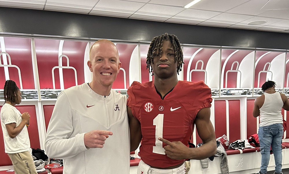 demello jones in alabama uniform